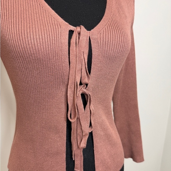 Full Circle Trends Mauve Front Tie Long Sleeve Cardigan (M) - Picture 4 of 7
